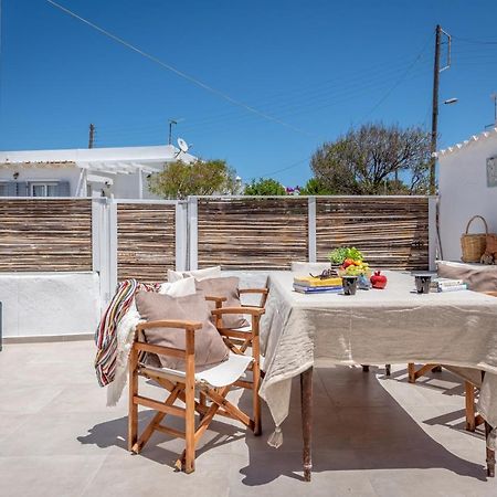 Plakes Sea View Apartment Plaka (Milos) Esterno foto