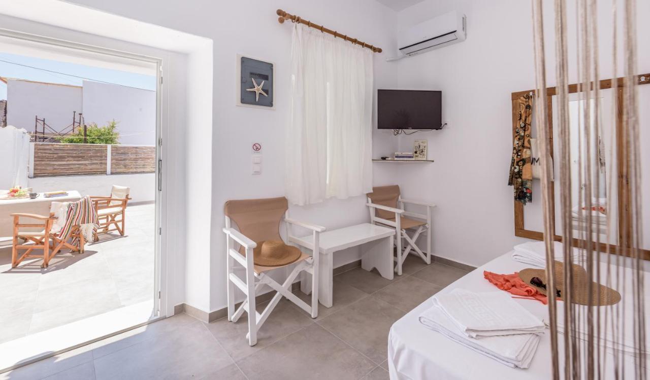 Plakes Sea View Apartment Plaka (Milos) Esterno foto
