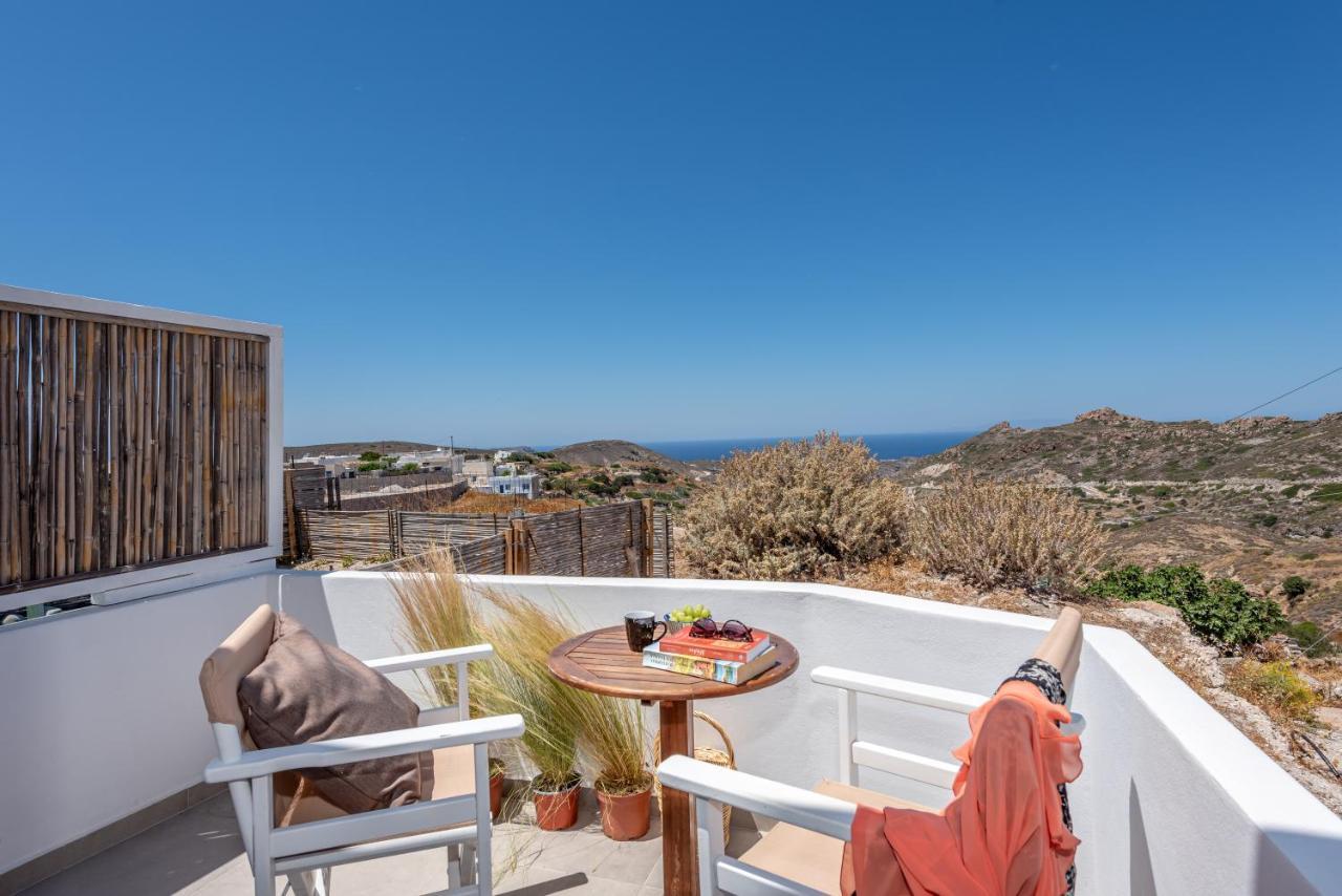 Plakes Sea View Apartment Plaka (Milos) Esterno foto