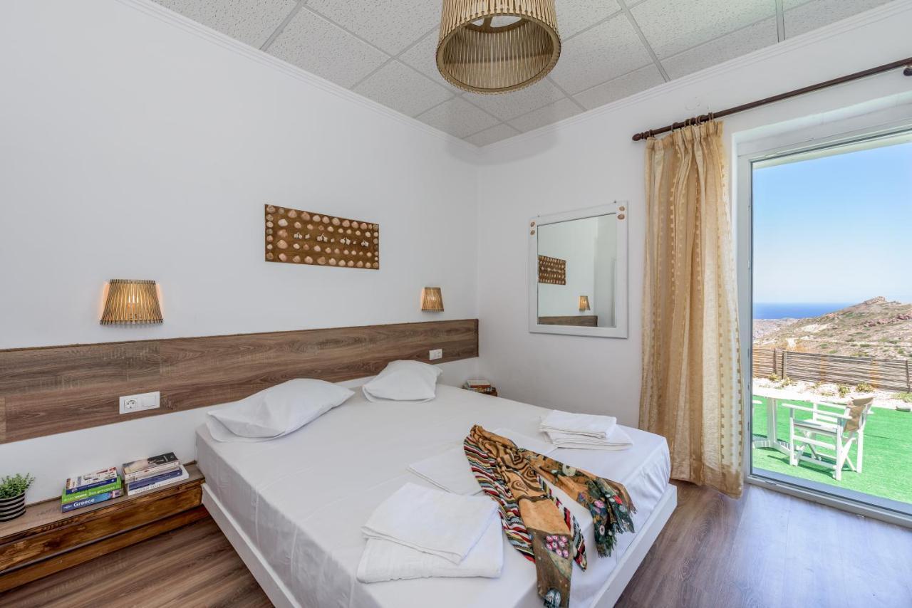 Plakes Sea View Apartment Plaka (Milos) Esterno foto
