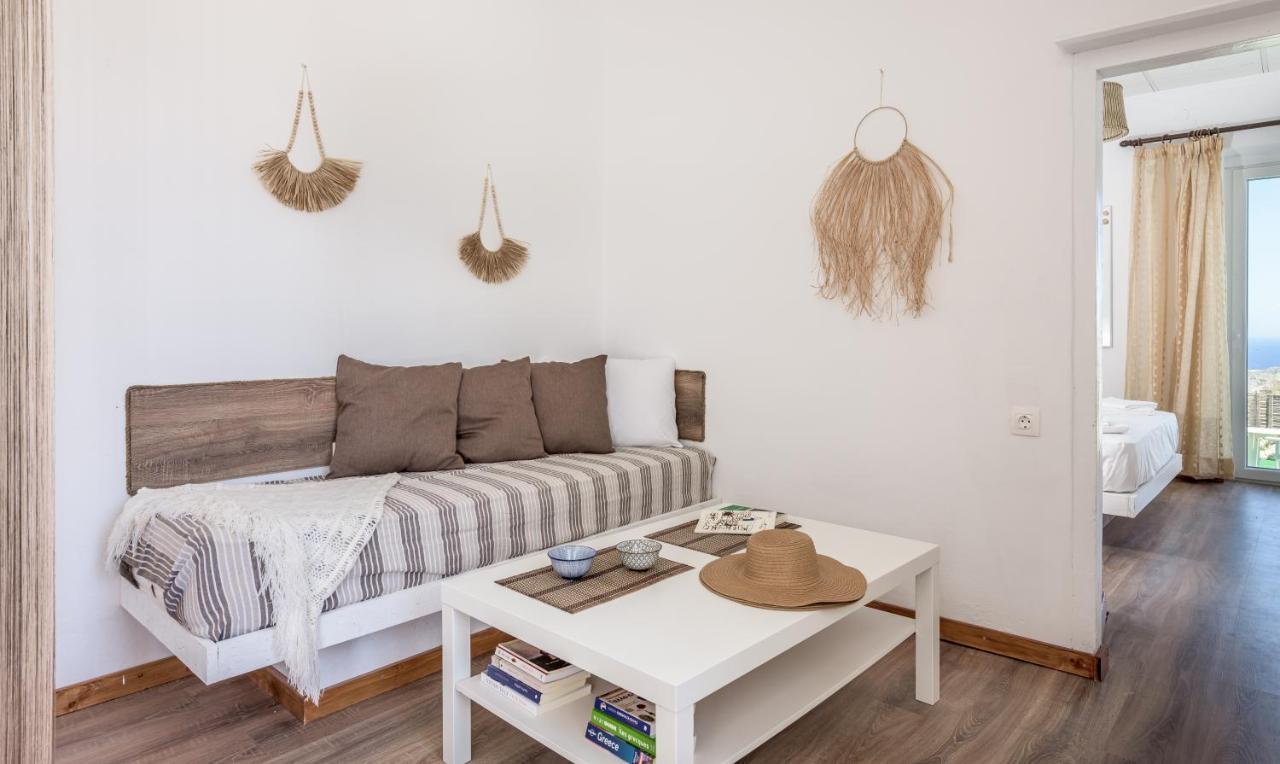 Plakes Sea View Apartment Plaka (Milos) Esterno foto